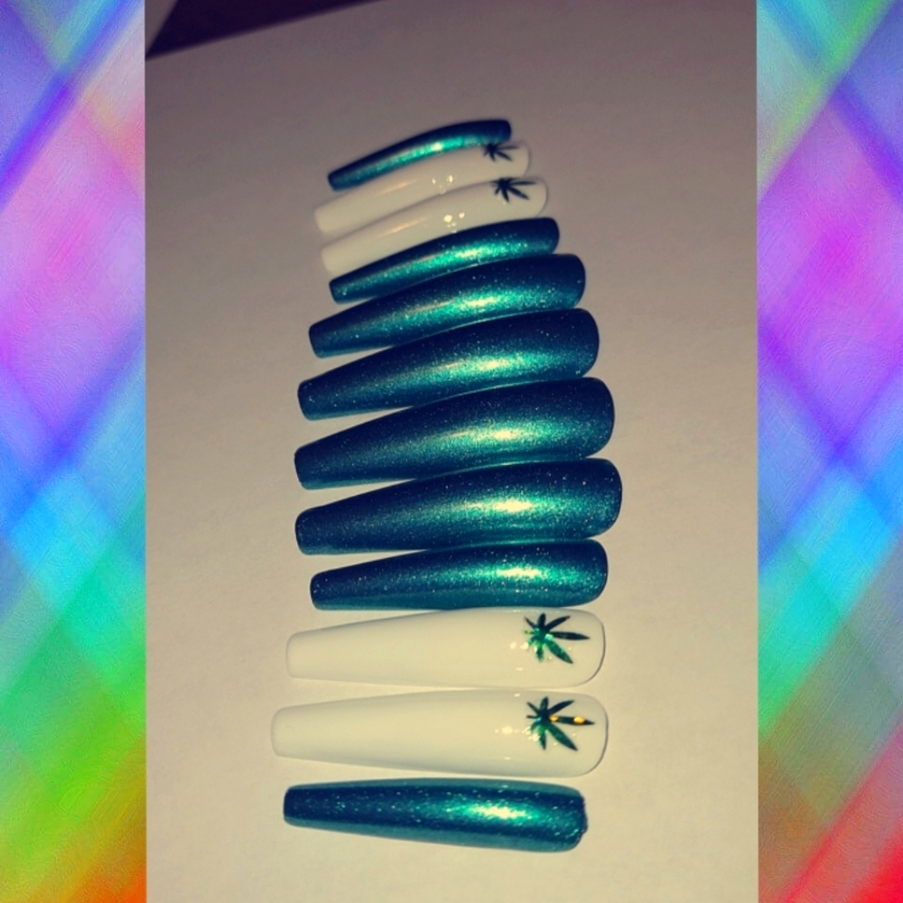 Press On Nails XL Coffin Green Stoner Pot nails